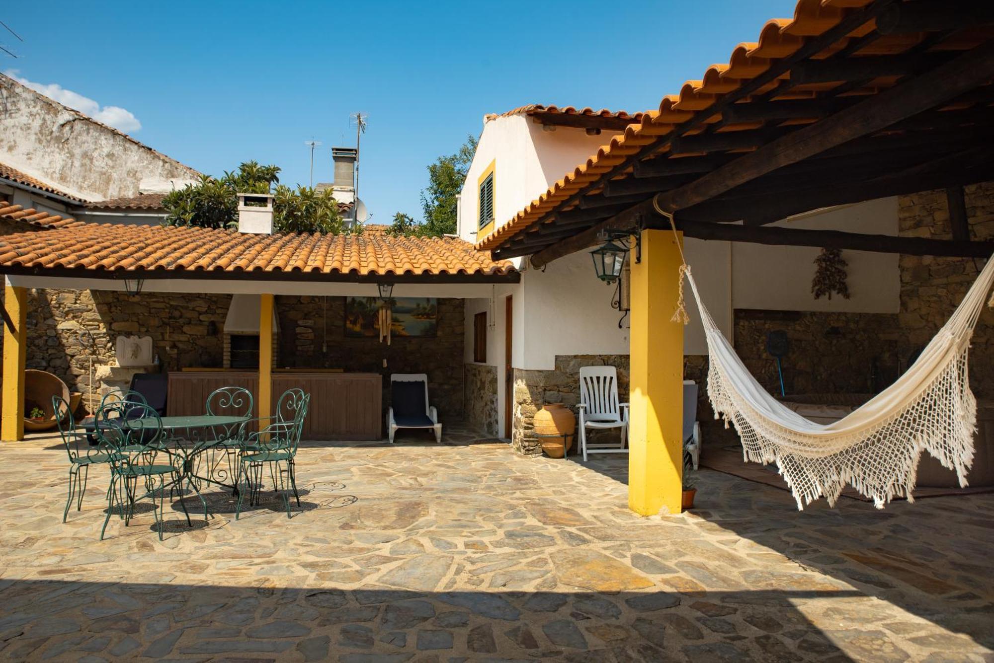 Villa A Sobreirinha Jacuzzi E Pet Friendly Sobreira Formosa Exterior foto