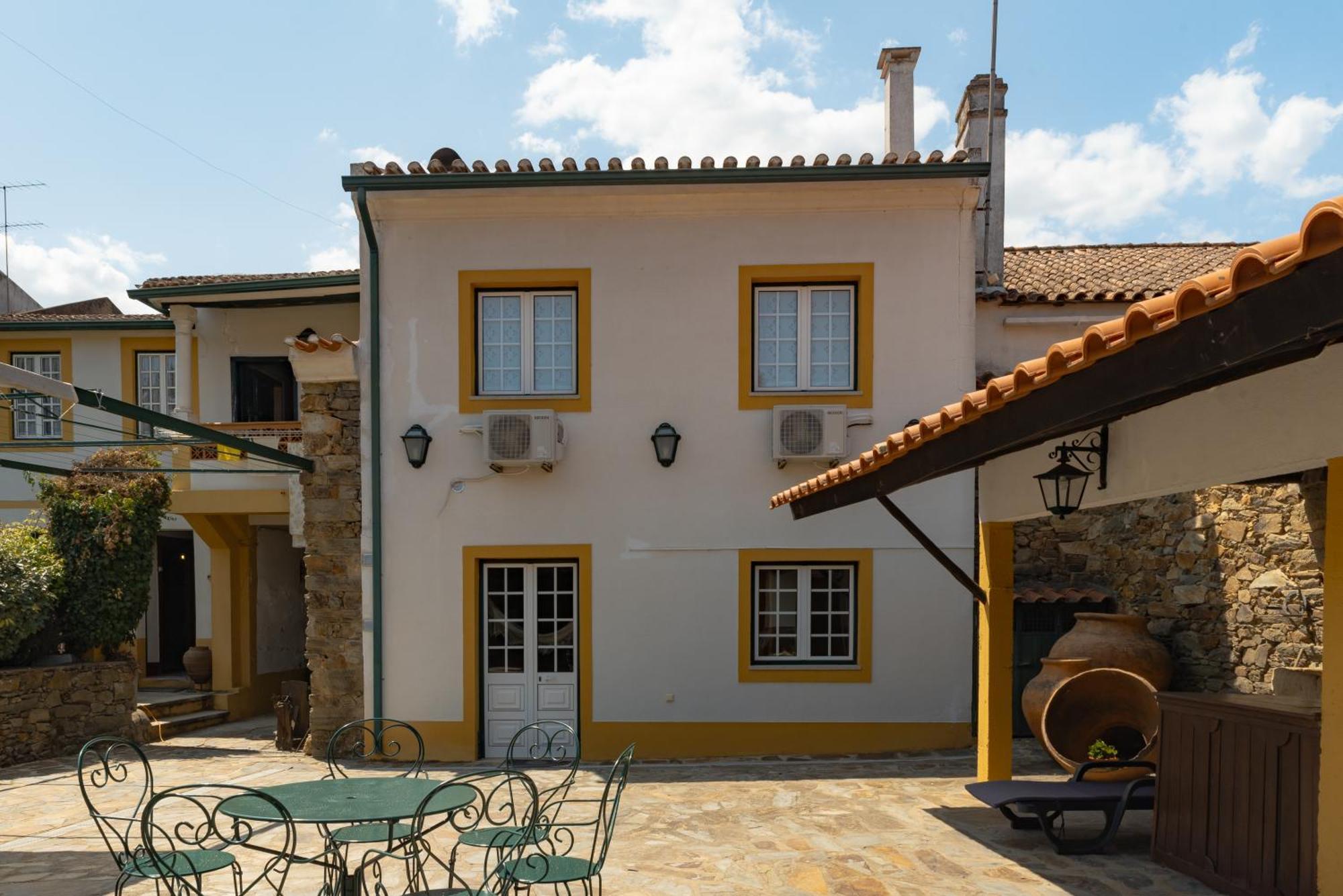 Villa A Sobreirinha Jacuzzi E Pet Friendly Sobreira Formosa Exterior foto